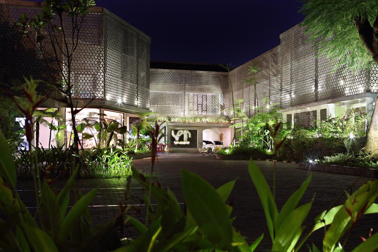 Hotel Yats Colony Jogyakarta Zewnętrze zdjęcie